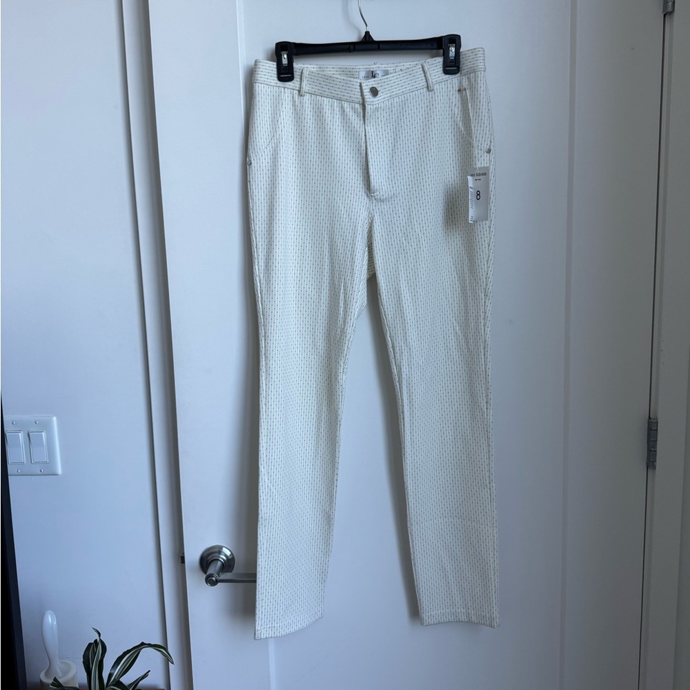 Women’s White Patterned Leggings